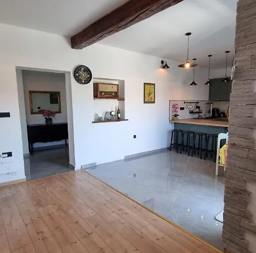 Peruzin Апартаменты *