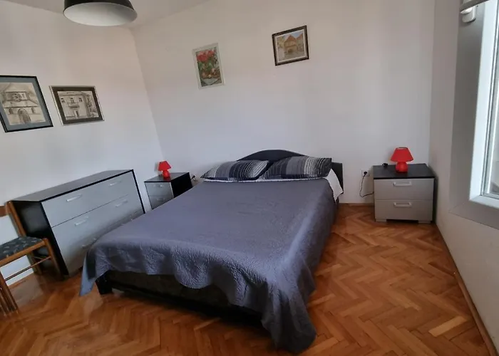 Apartment Peruzin Pag Town